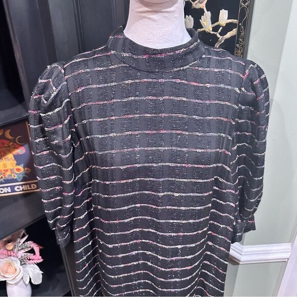 Fresha London Glitter Stripe Puff Sleeve Mini Dress
Size Medium (US 8) - Picture 4 of 11